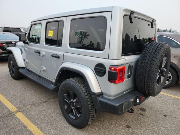 2022 Jeep Wrangler UNLIMITED SAHARA ALTITUDE