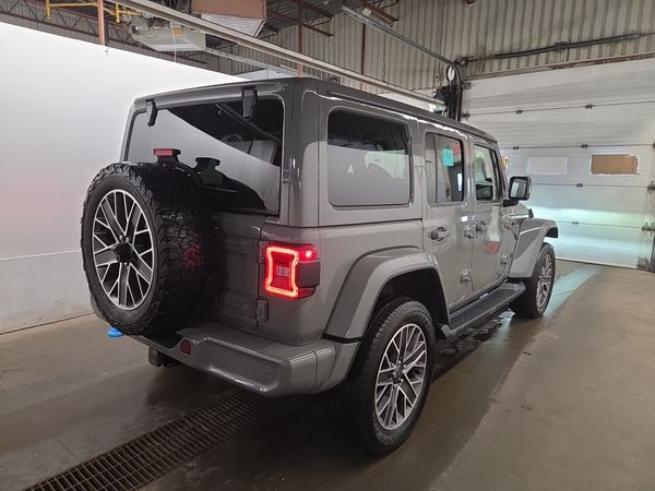 2022 Jeep Wrangler 4xe UNLIMITED HIGH ALTITUDE Unlimited Sahara 4XE
