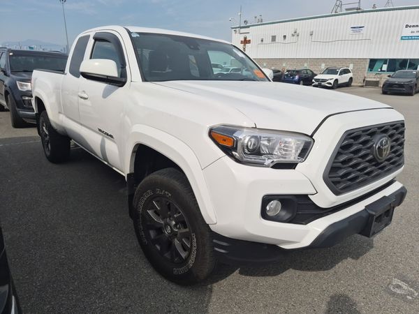 2020 Toyota Tacoma EXTENDED CAB LONG BED SR5