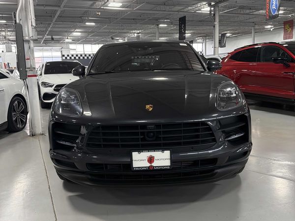 2021 Porsche Macan AWD Base