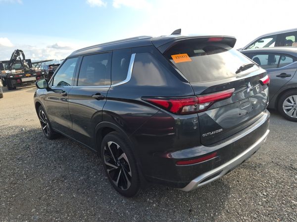 2024 Mitsubishi Outlander SEL SEL, GT SR