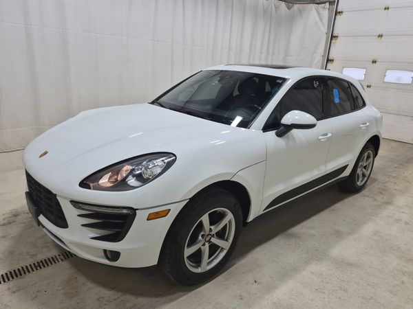 2018 Porsche MACAN SPORT EDITION