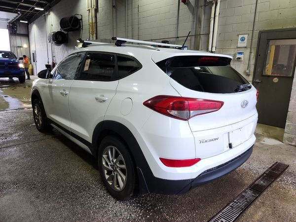 2017 Hyundai Tucson Awd 4dr 2.0l Premium