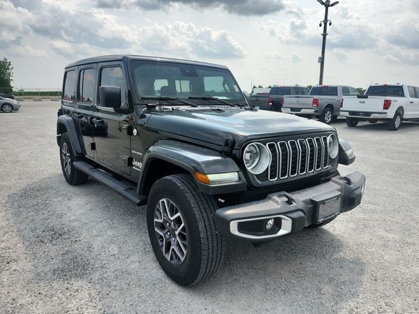 2024 Jeep Wrangler 4 Door 4x4 Sahara