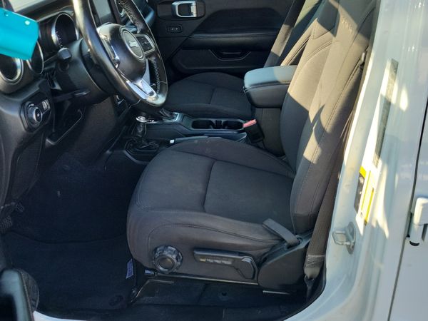 2023 Jeep Wrangler 4 Door 4x4 Sahara