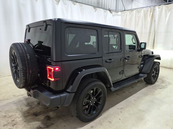 2023 Jeep Wrangler 4xe SAHARA