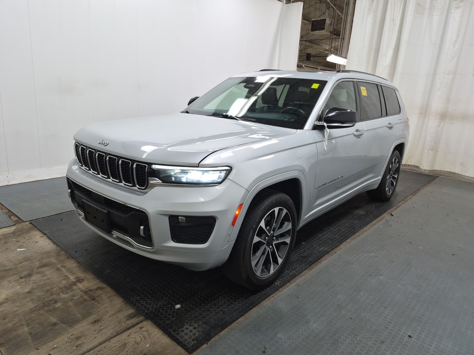 2022 Jeep Grand Cherokee L OVERLAND