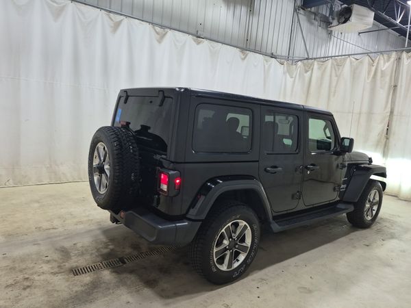 2022 Jeep Wrangler UNLIMITED SAHARA