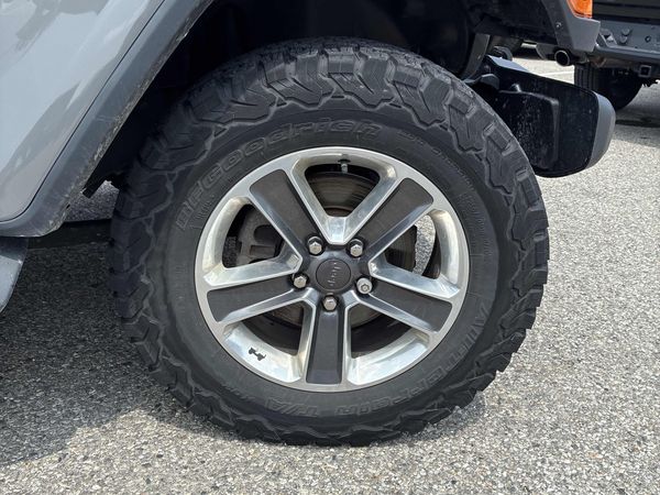 2020 Jeep Wrangler Unlimited Sahara