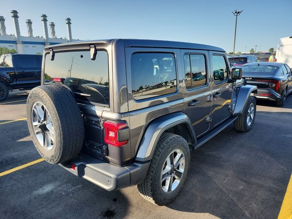 2020 Jeep WRANGLER UNLIMITED SAHARA