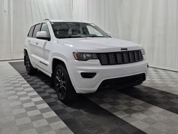 2020 Jeep Grand Cherokee ALTITUDE Laredo