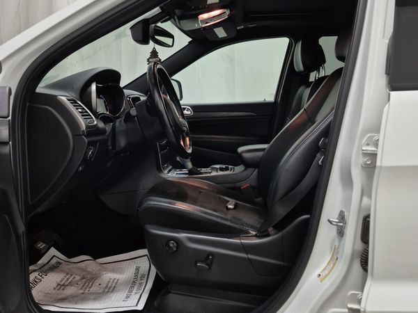 2020 Jeep Grand Cherokee ALTITUDE Laredo
