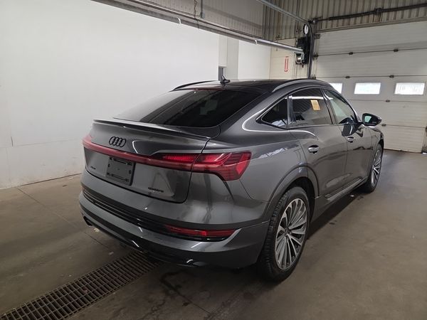 2022 Audi E-TRON SPORTBACK PROGRESSIV quattro Premium
