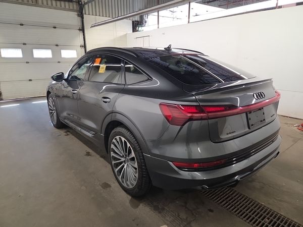 2022 Audi E-TRON SPORTBACK PROGRESSIV quattro Premium
