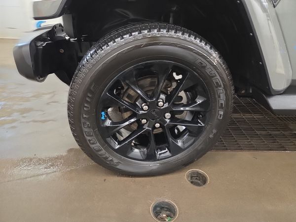 2022 Jeep Wrangler 4xe UNLIMITED SAHARA