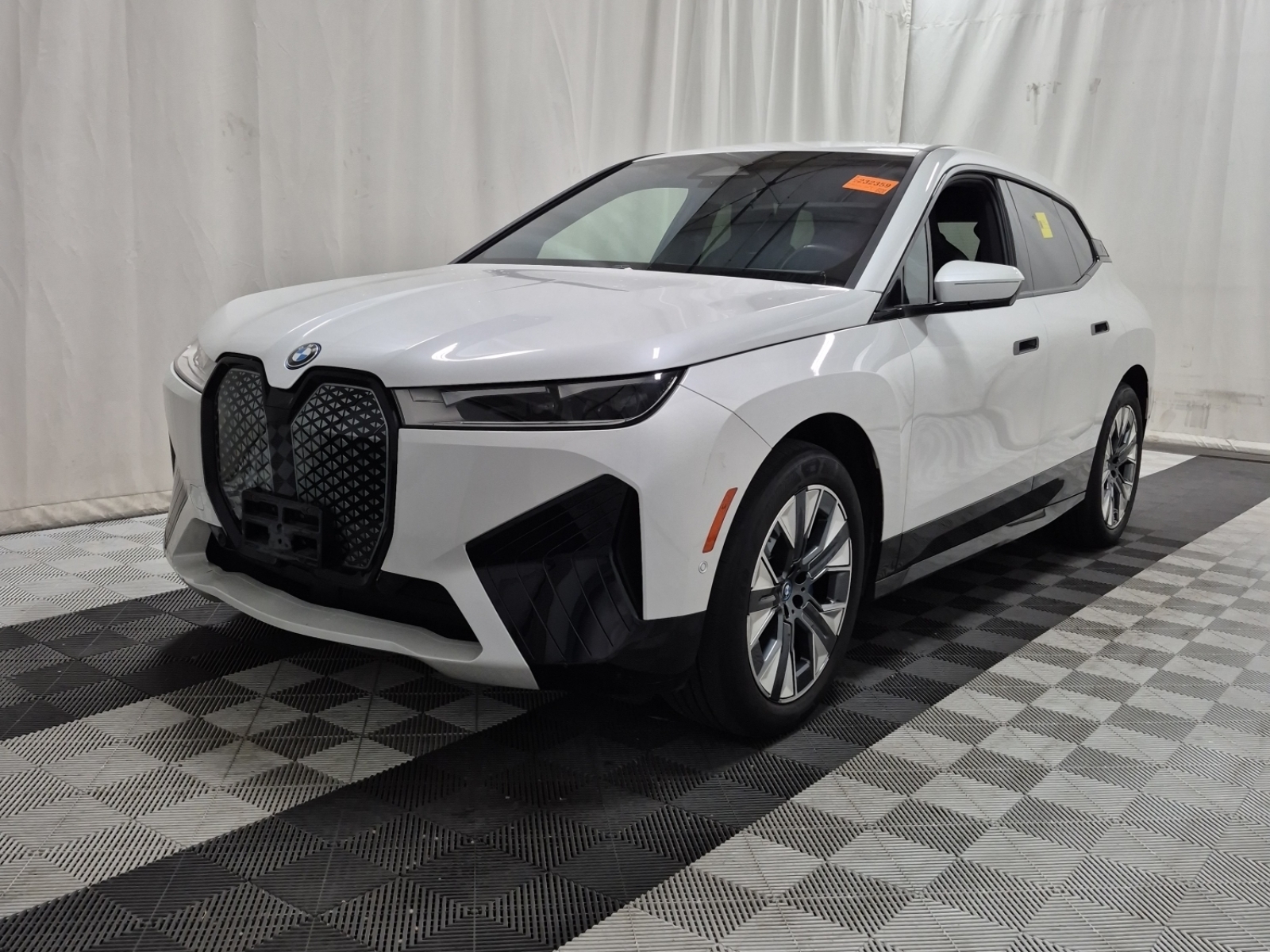 2024 BMW iX XDRIVE40