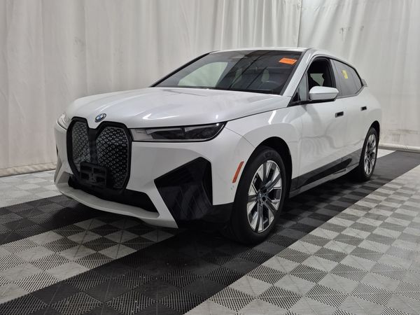 2024 BMW iX XDRIVE40