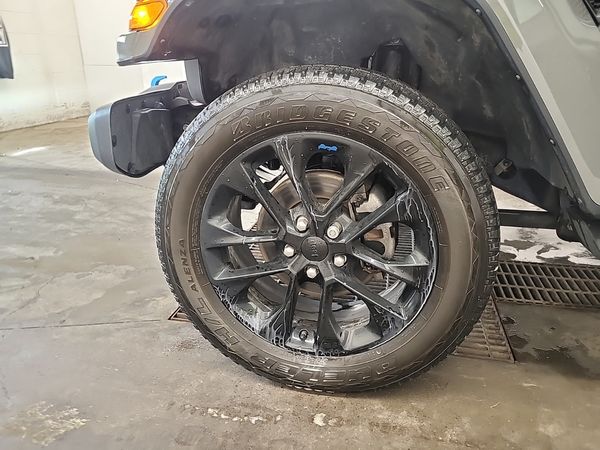 2022 Jeep Wrangler 4xe UNLIMITED SAHARA