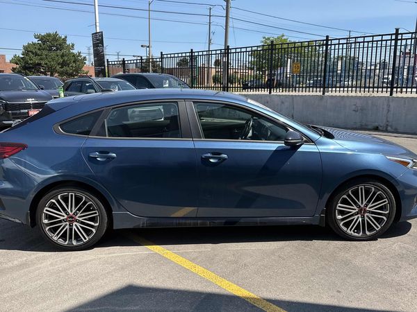 2023 Kia Forte5 GT Limited DCT