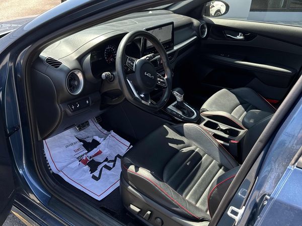 2023 Kia Forte5 GT Limited DCT