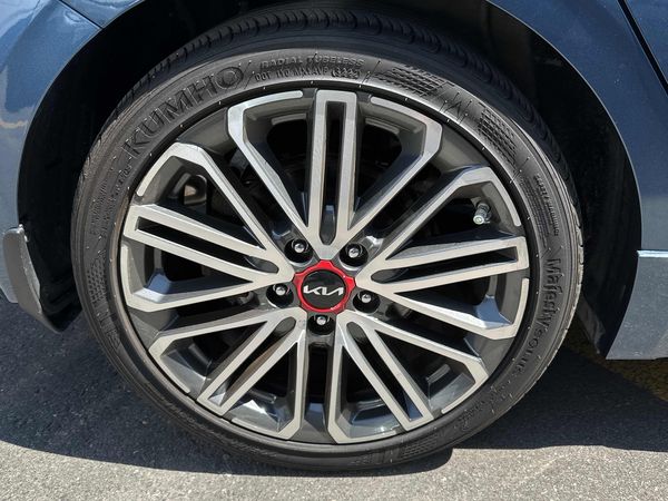 2023 Kia Forte5 GT Limited DCT