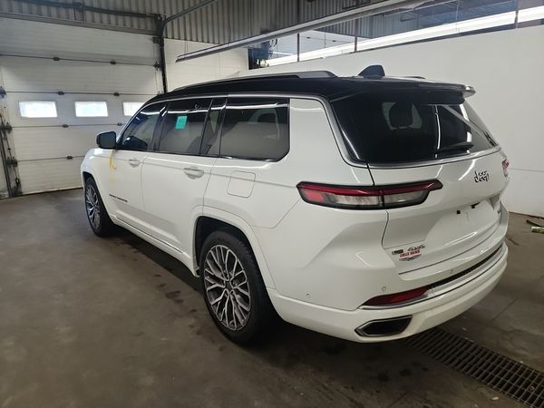 2022 Jeep Grand Cherokee L SUMMIT RESERVE