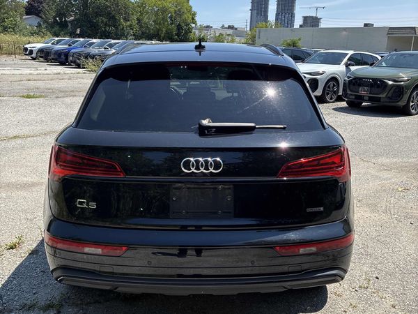 2023 Audi Q5 Komfort quattro Premium