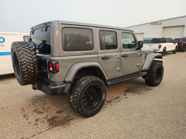 2021 Jeep Wrangler UNLIMITED SAHARA