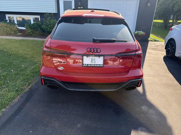 2021 Audi RS 6 Avant 4.0 TFSI quattro