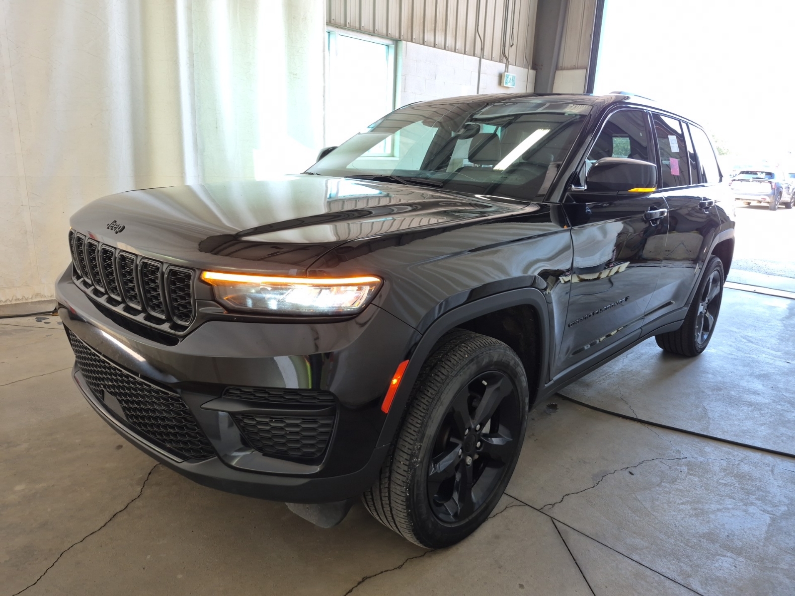 2024 Jeep Grand Cherokee ALTITUDE Laredo