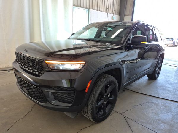2024 Jeep Grand Cherokee ALTITUDE
