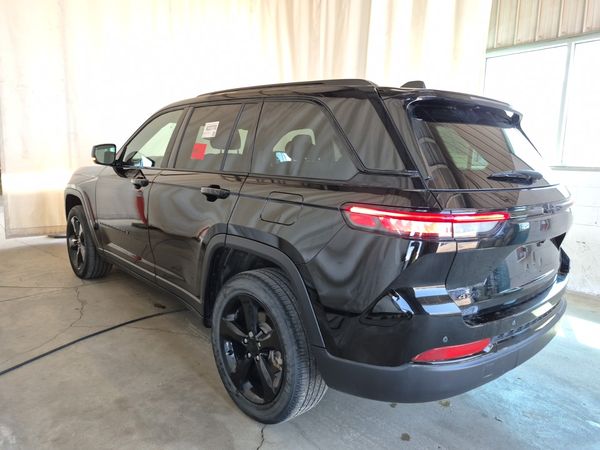 2024 Jeep Grand Cherokee ALTITUDE Laredo