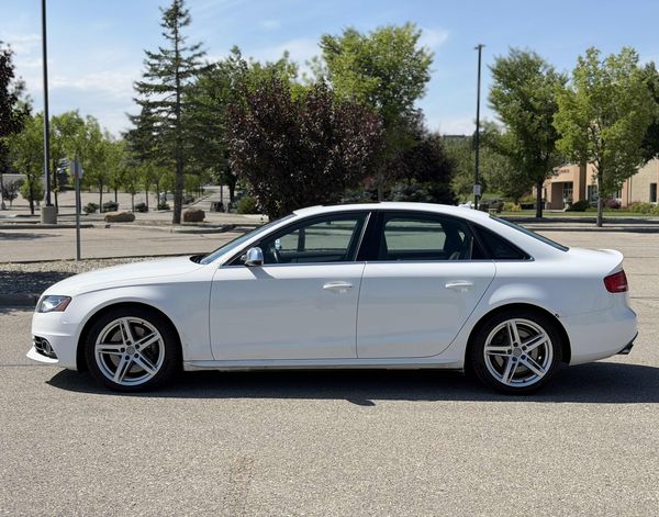 2011 Audi S4 4dr Sdn S tronic quattro Premium Plus