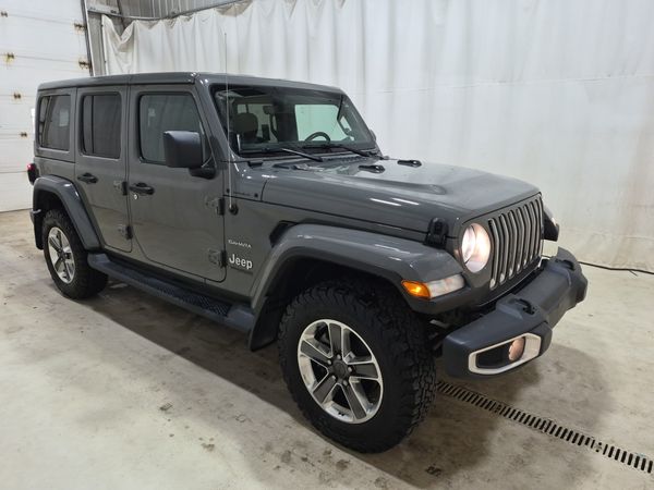 2021 Jeep Wrangler UNLIMITED SAHARA