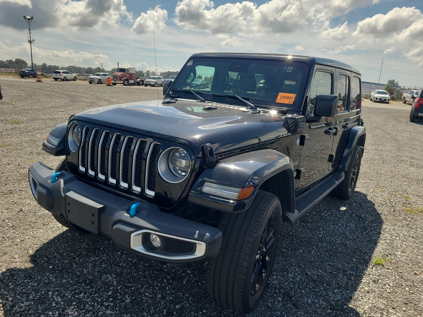 2023 Jeep Wrangler 4xe SAHARA