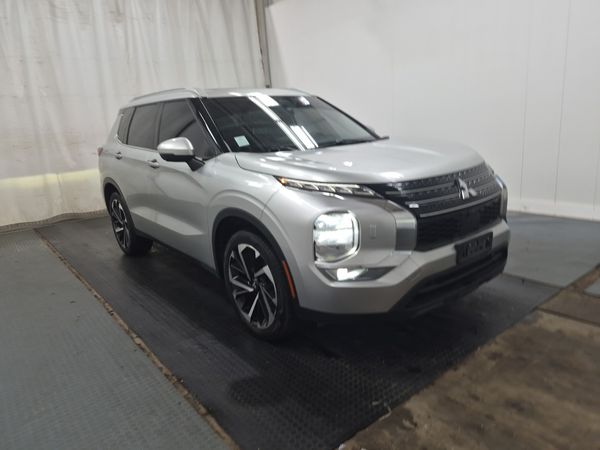 2022 Mitsubishi Outlander SE 4WD