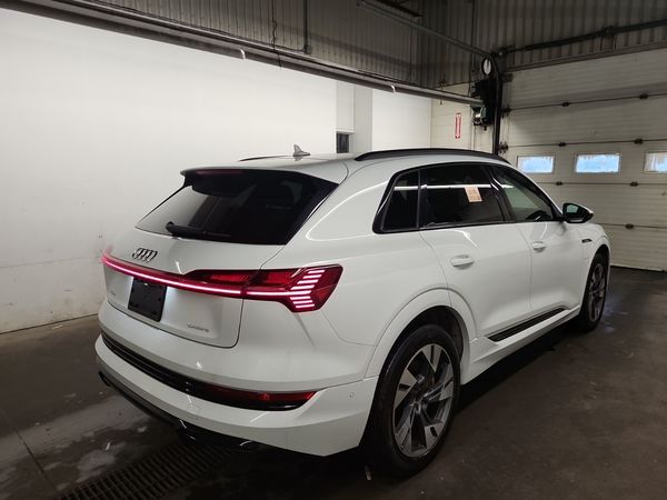 2022 Audi E-TRON PROGRESSIV quattro Premium