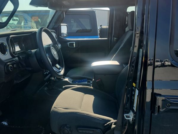 2024 Jeep Wrangler 4 Door 4x4 Sahara