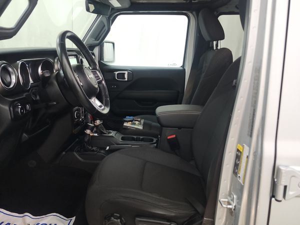 2023 Jeep Wrangler 4 Door 4x4 Sahara