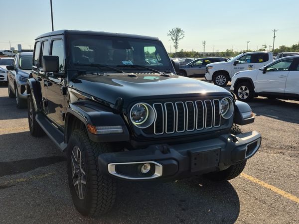 2025 Jeep Wrangler SAHARA