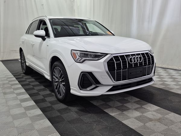 2022 Audi Q3 PROGRESSIV