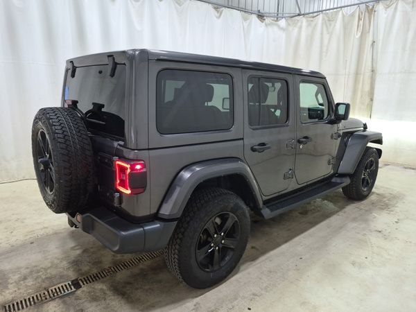 2022 Jeep Wrangler UNLIMITED SAHARA ALTITUDE