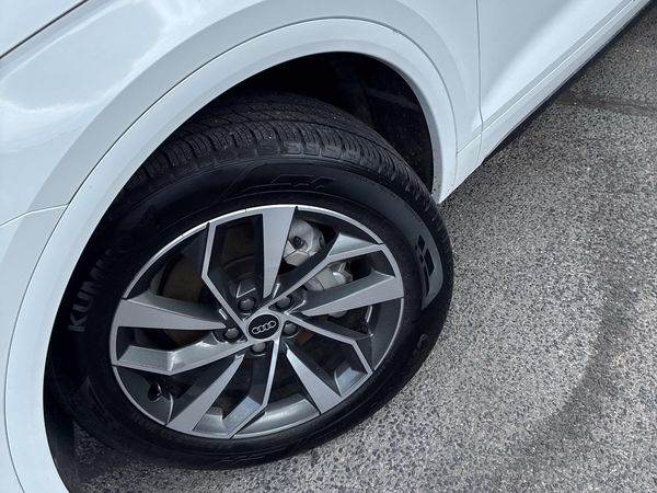 2025 Audi Q5 45 TFSI quattro quattro Premium