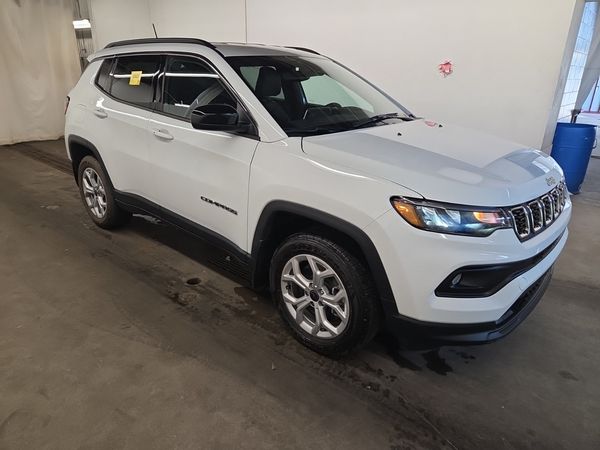 2026 Jeep COMPASS NORTH Latitude/North