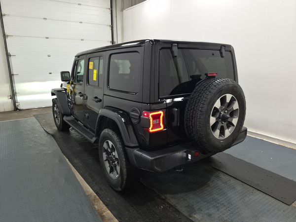 2022 Jeep Wrangler UNLIMITED SAHARA