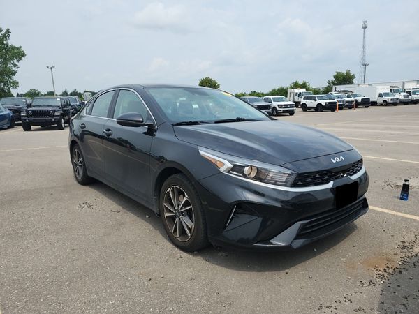 2023 Kia Forte Ivt Ex