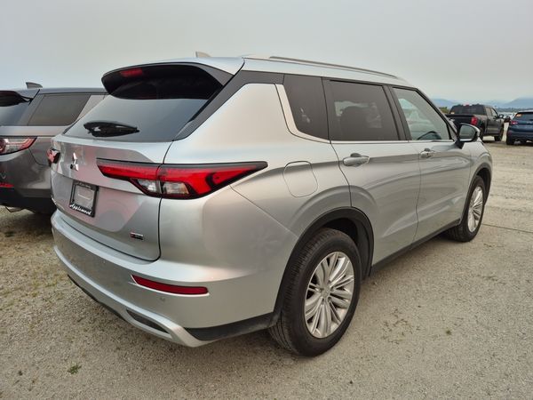 2024 Mitsubishi Outlander SEL SE, Ralliart Edition