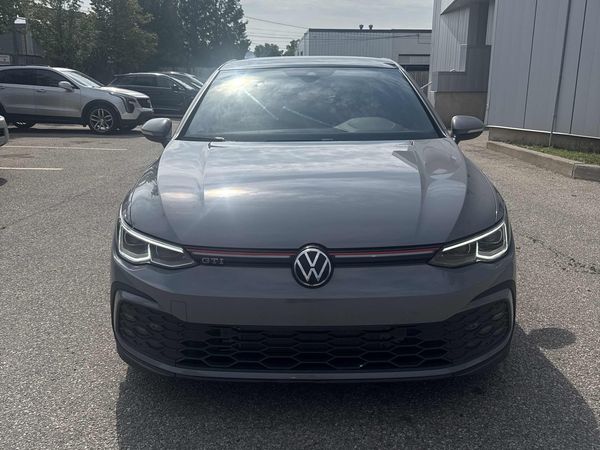 2024 Volkswagen Golf GTI Autobahn SE