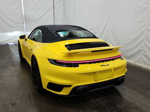 2022 Porsche 911 Cabriolet Turbo