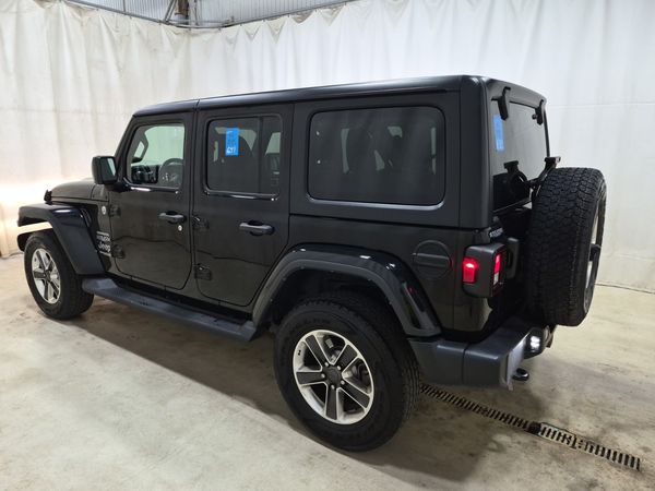 2022 Jeep Wrangler UNLIMITED SAHARA
